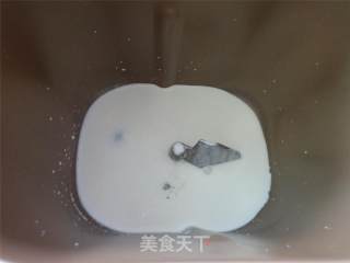 百分百中种北海道吐司的做法步骤：1