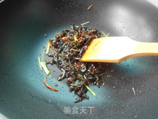 木耳炒豆芽的做法步骤：7