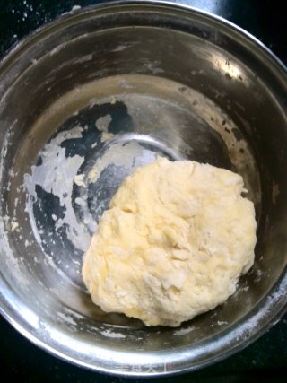 火腿蔬菜披萨的做法步骤：4