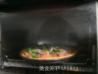 火腿蔬菜披萨的做法步骤：14