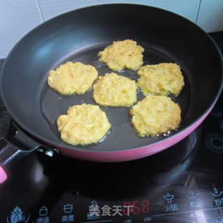 煎南瓜饼的做法步骤：5