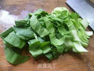 青菜鹅血汤的做法步骤：3