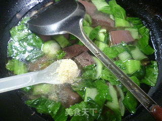 青菜鹅血汤的做法步骤：9
