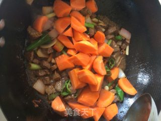 牛肉炖时蔬的做法步骤：9