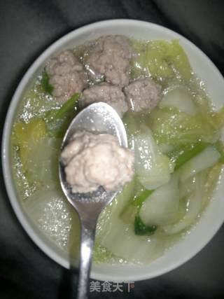 白菜肉丸汤的做法步骤：6