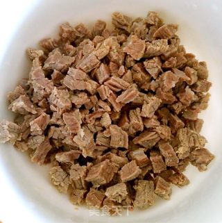 空心菜梗炒牛肉粒的做法步骤：3
