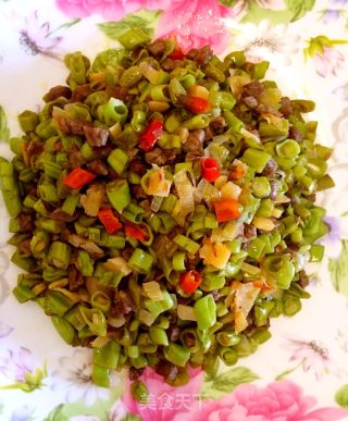 空心菜梗炒牛肉粒的做法步骤：6