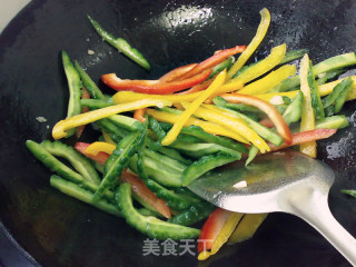 豉香苦瓜彩椒的做法步骤：5