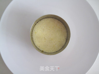 清爽消暑的夏季小甜品——【哈密瓜慕斯】的做法步骤：7