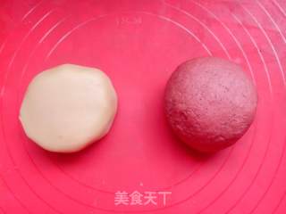 酥饼的做法步骤：1