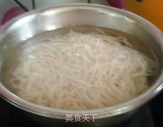 懒人版的西红柿牛肉面的做法步骤：9