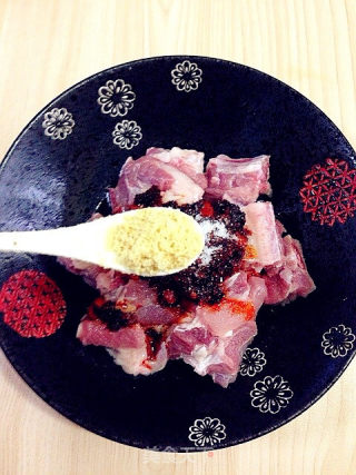 酱香蒸排骨的做法步骤：7