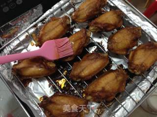【蜜汁烤鸡中翅】----香甜美满的做法步骤：5