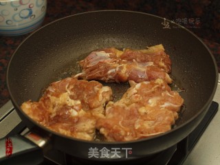 黑椒鸡扒：小资情调的假日午餐的做法步骤：4
