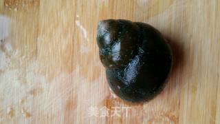 田螺塞肉的做法步骤：1