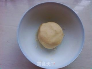 老婆饼的做法步骤：2