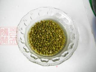 银耳绿豆粥的做法步骤：2