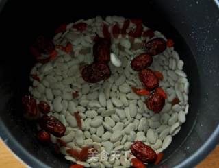 糖水白银豆的做法步骤：2