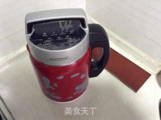 营养黑豆浆的做法步骤：3