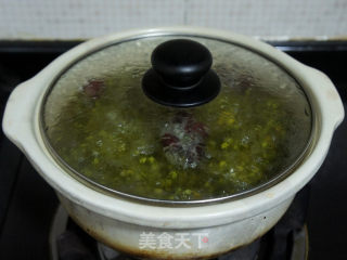 绿豆莲子汤的做法步骤：7