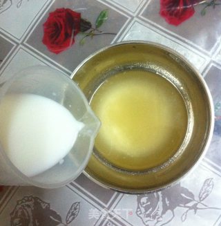原味戚风的做法步骤：1