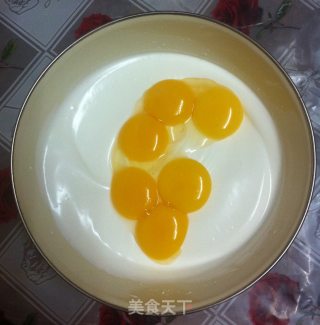 原味戚风的做法步骤：2
