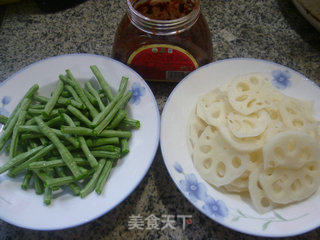 带豆炒莲藕的做法步骤：1