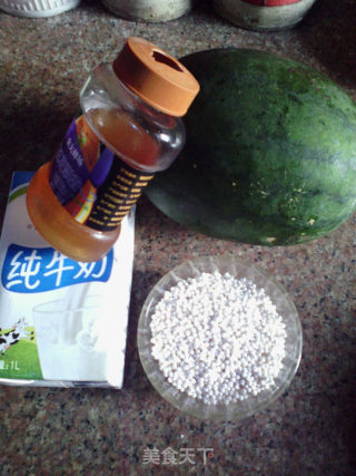 牛奶西米露的做法步骤：1