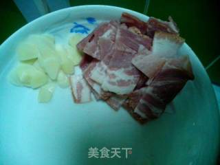 牛排晚餐---情人节自制烛光晚餐的做法步骤：1