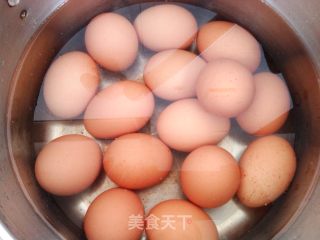 腌制咸鸡蛋的做法步骤：1