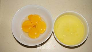 原味戚风蛋糕的做法步骤：1