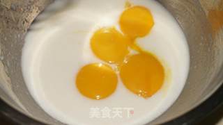 原味戚风蛋糕的做法步骤：3