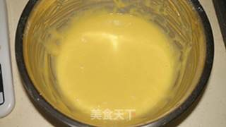 原味戚风蛋糕的做法步骤：8