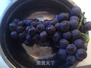 冰糖葡萄糖水的做法步骤：1