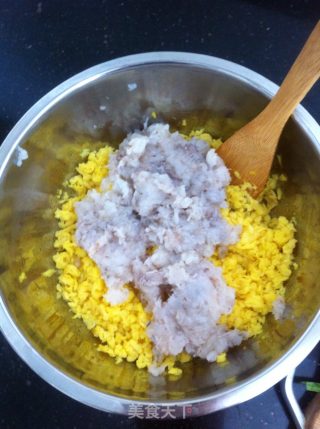 虾仁水饺的做法步骤：6