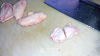 香酥辣子鸡块——简易版的做法步骤：1