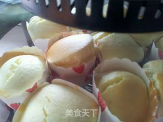 戚风纸杯蛋糕的做法步骤：10