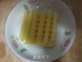 炸土豆条的做法步骤：4
