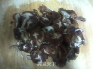 香菇烧鸡的做法步骤：4