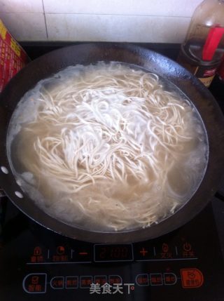 胡萝卜肉酱面的做法步骤：15