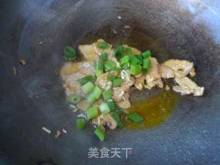 东北家常菜——西红柿尖椒土豆片的做法步骤：4