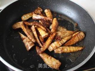 油焖春（冬）笋的做法步骤：3