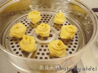 三色玫瑰花馒头的做法步骤：14
