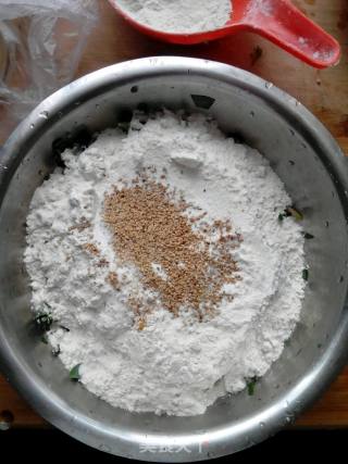 马齿苋小凹馍的做法步骤：2