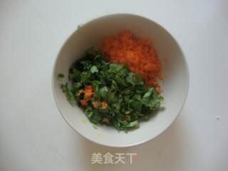 千层葱香猪肉饼的做法步骤：2