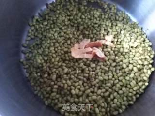 自制绿豆馅的做法步骤：2