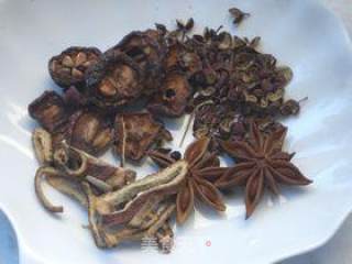夏季版牛肉面的做法步骤：4