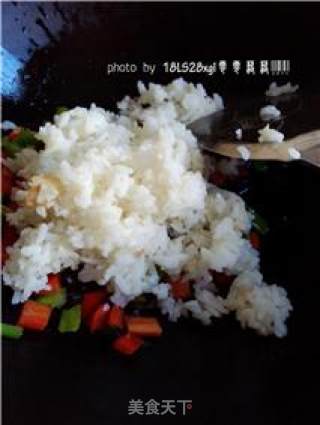 豉香炒饭的做法步骤：7