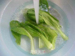 青菜淡菜鸡蛋汤的做法步骤：2