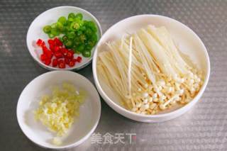 茄汁金针菇的做法步骤：2